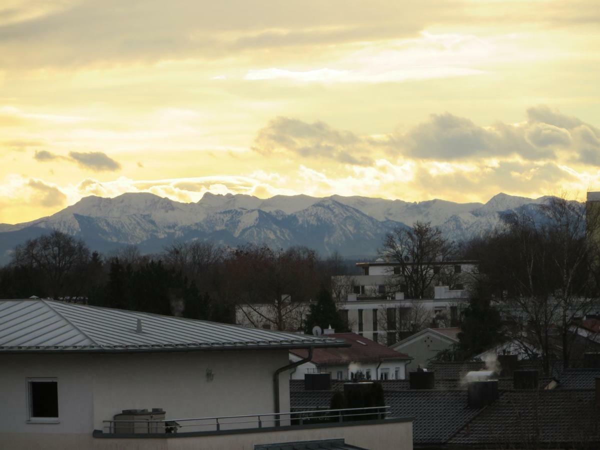 Pension Bergblick Unterhaching Esterno foto